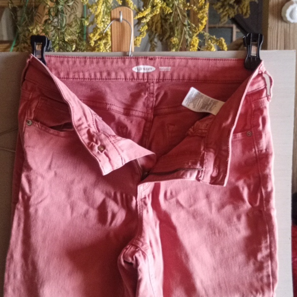 Old Navy Women's Coral Skinny Jeans - Picture 3 of 10